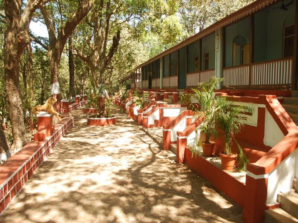 Cecil Hotel Matheran Zewnętrze zdjęcie