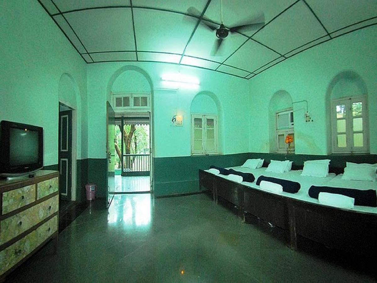 Cecil Hotel Matheran Zewnętrze zdjęcie