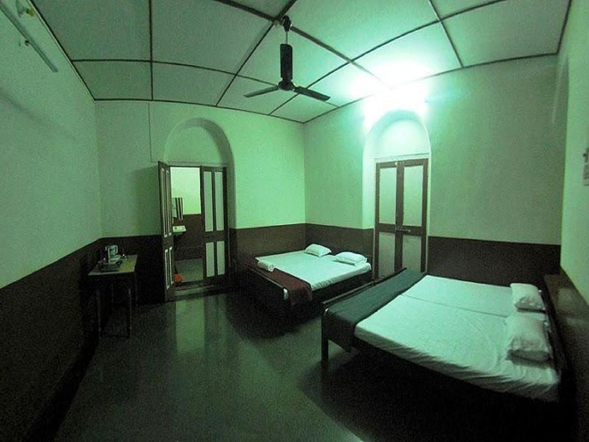 Cecil Hotel Matheran Zewnętrze zdjęcie